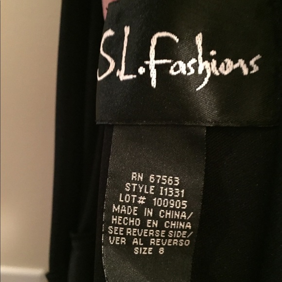 Black dress size 8 , worn once for a wedding - Picture 4 of 4